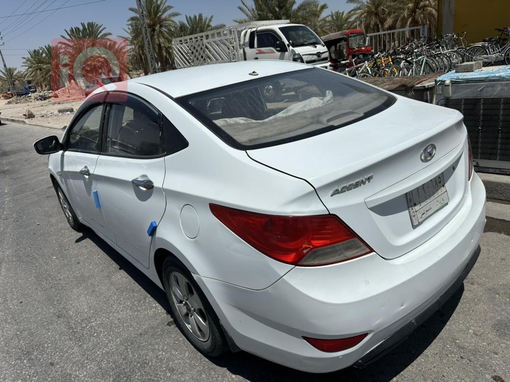 Hyundai Accent